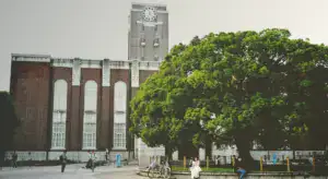 【奨学金は返済猶予がある】活用できる制度・申請や条件について解説のイメージ画像